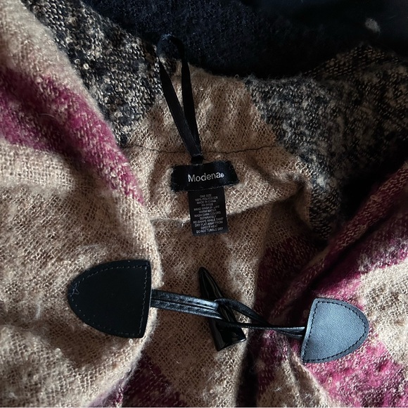 Modena OS Shawl - Picture 2 of 4